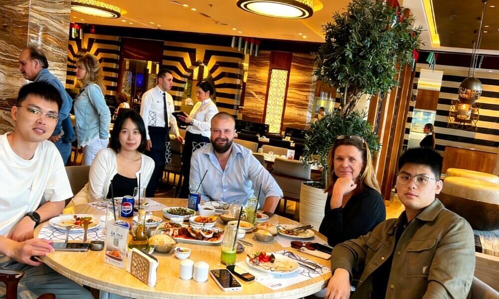 Business dinner with international client in Guangzhou