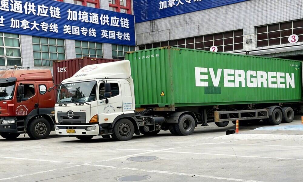 Evergreen container loading for global shipping