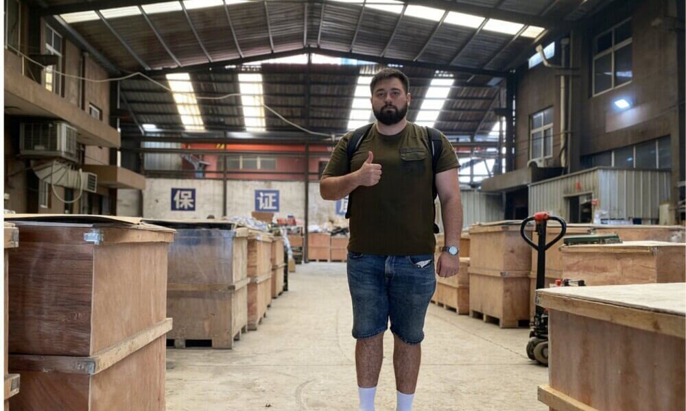 Syria client visiting logistics warehouse